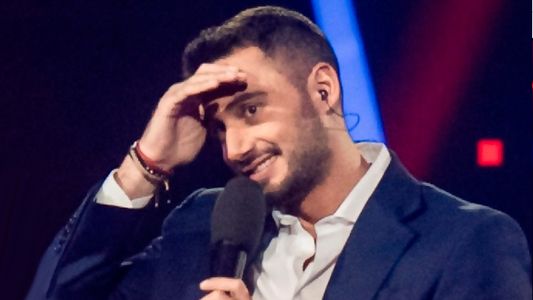 Un hombre irrumpió en el estudio de La Voz Argentina y generó enorme desconcierto