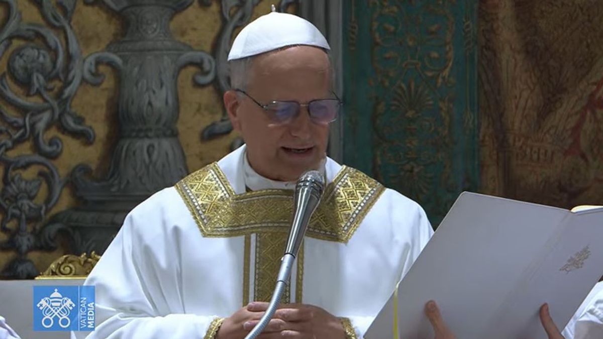 León XIV celebra su primera misa como Papa en la Capilla Sixtina: es el primer pontífice estadounidense. (Foto: captura de video)