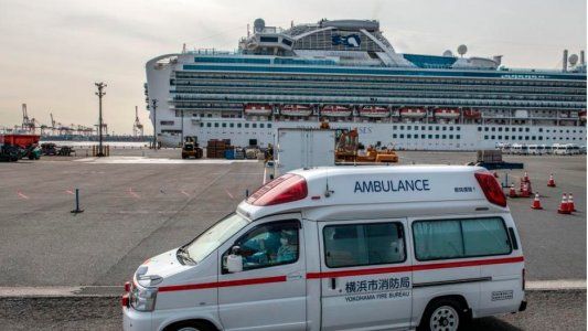 Coronavirus: en el crucero con siete argentinos hubo 40 nuevos casos en un día