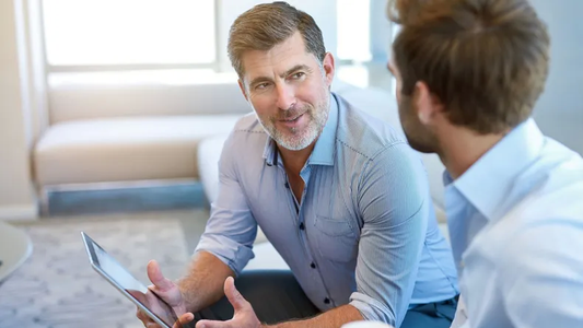 Claves para elegir un buen mentor: por qué es importante para cada emprendedor