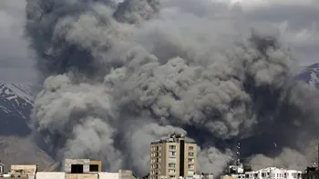 Irán acusó a países del Golfo de colaborar con sus enemigos y advirtió que continuará con los ataques