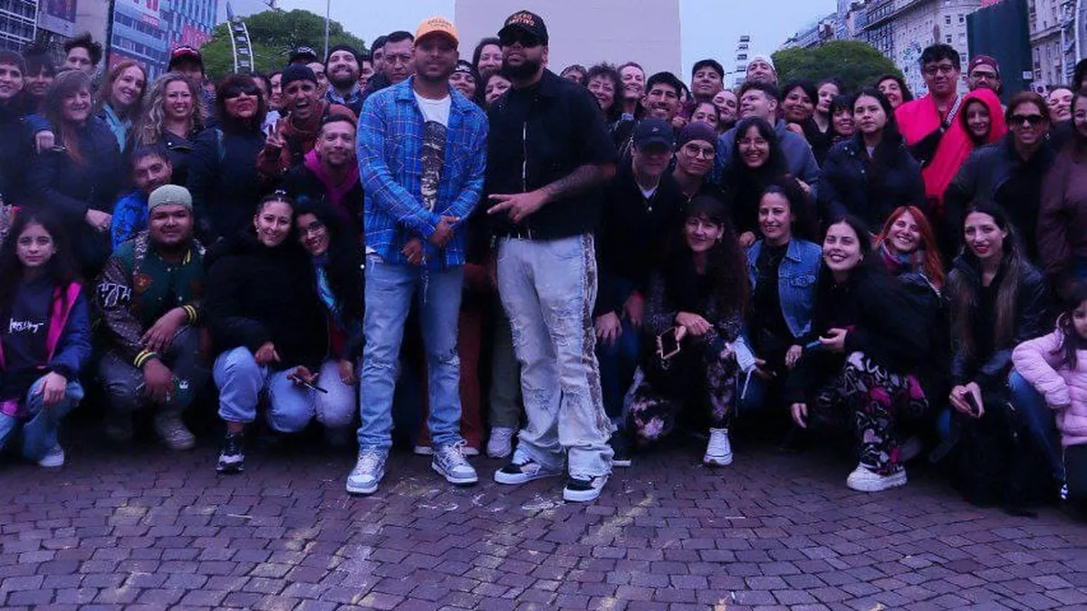 dcd70ea5-7c93-4943-aff6-90c9c696eaf6