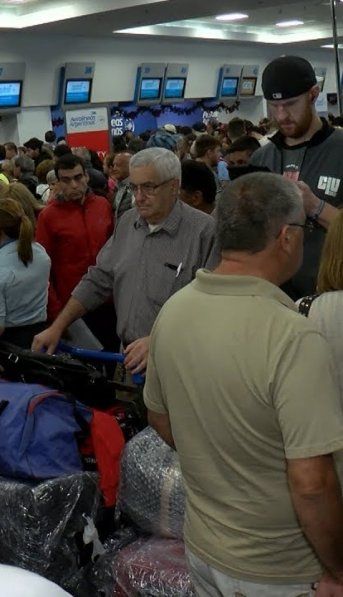 Por un desperfecto provocado por la tormenta se cancelaron varios vuelos en Aeroparque