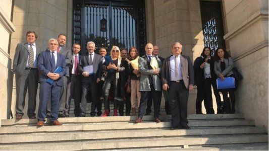 El Gobierno comenzó a devolver los fondos del IVA y Ganancias a las provincias