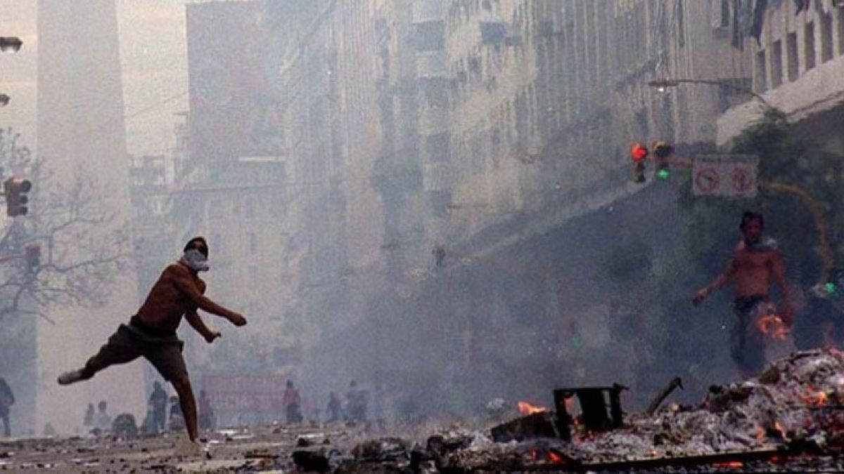 A 20 años del corralito ¿qué fue y cómo impactó en los argentinos?