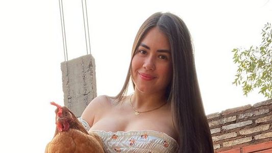 La gallina de Laurys Dyva ya tiene cédula paraguaya