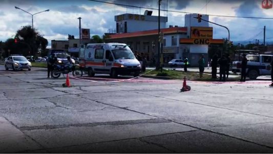Horror en Salta: una nena cayó de un auto y murió al ser atropellada por una camioneta
