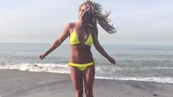 Video: Britney Spears modela su sexy bikini en Instagram