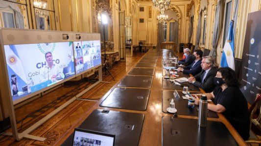 Alberto Fernández está reunido con los gobernadores a horas de firmar el nuevo decreto