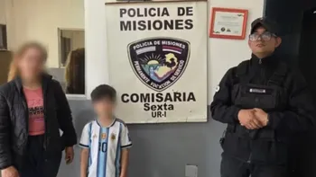 Buscaban a una mujer y a su hijo, pero ella apareció y su denuncia le dio un giro inesperado al caso