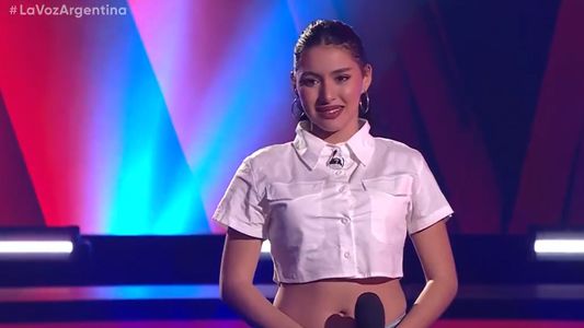 Transformé el dolor en música: la historia de Camila que conmovió a todos en La Voz Argentina 2025