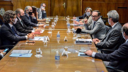 El Gobierno y el agro trabajarán en un proyecto de ley de promoción sectorial y abren mesa de diálogo sobre retenciones