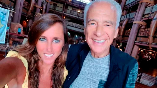 El doctor Cormillot se casó en secreto con su novia, 48 años menor que él