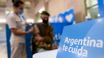 Vacunación de COVID-19: tras una quincena récord, cayó un 31% la aplicación de nuevas dosis en la última semana