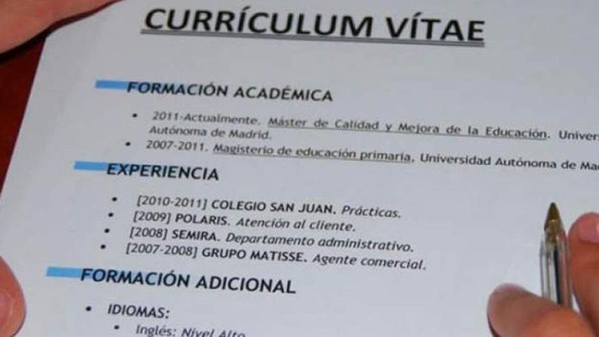 Envió su curriculum y le respondieron muchos años después