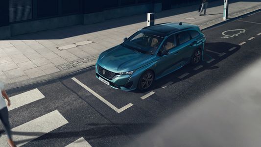 El nuevo Peugeot 308 SW: ¡Larga vida a las rurales!