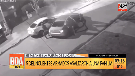 Violento robo piraña a una familia en Lomas de Zamora