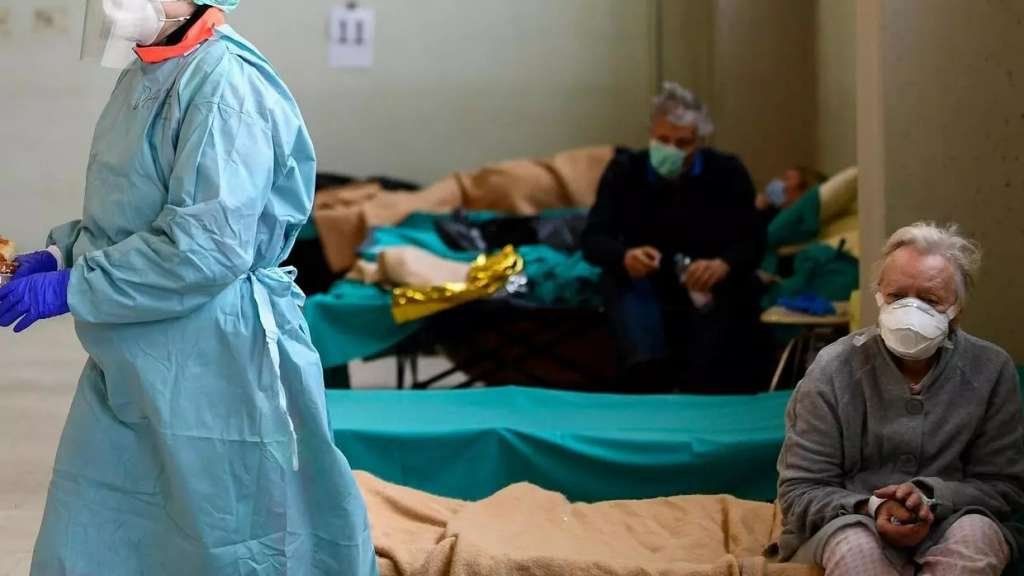 Bélgica pide que se dejen morir a los ancianos más débiles y con coronavirus fuera de los hospitales