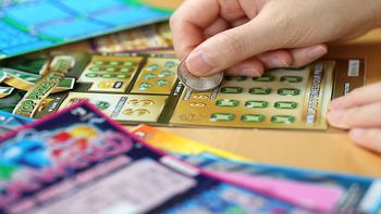 Un jubilado ganó por segunda vez dos millones de dólares a una lotería