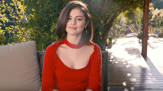 Esto es lo que Selena Gomez le diría a su yo de 15 años