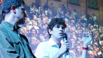 Con una amplia audiencia política, Lousteau presentó un libro y pidió una coalición superadora