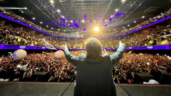 Javier Milei y los preparativos para el show en el Movistar Arena, en medio dele scándalo por la renuncia de José Luis Espert, como primer candidato en la provincia de Buenos Aires. Foto: Archivo. Javier Milei y los preparativos para el show en el Movistar Arena, en medio dele scándalo por la renuncia de José Luis Espert, como primer candidato en la provincia de Buenos Aires. Foto: Archivo.