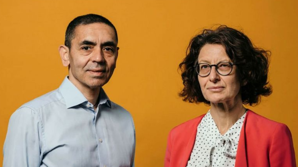 Öezlem Türeci y Ugur Sahin es la pareja de alemanes que desarrolló la vacuna COVID-19 de Pfizer