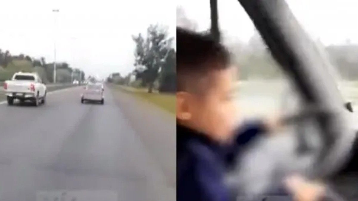 Un padre filmó mientras lo obligaba a manejar a su hijo de 7 años (Foto: captura de video).