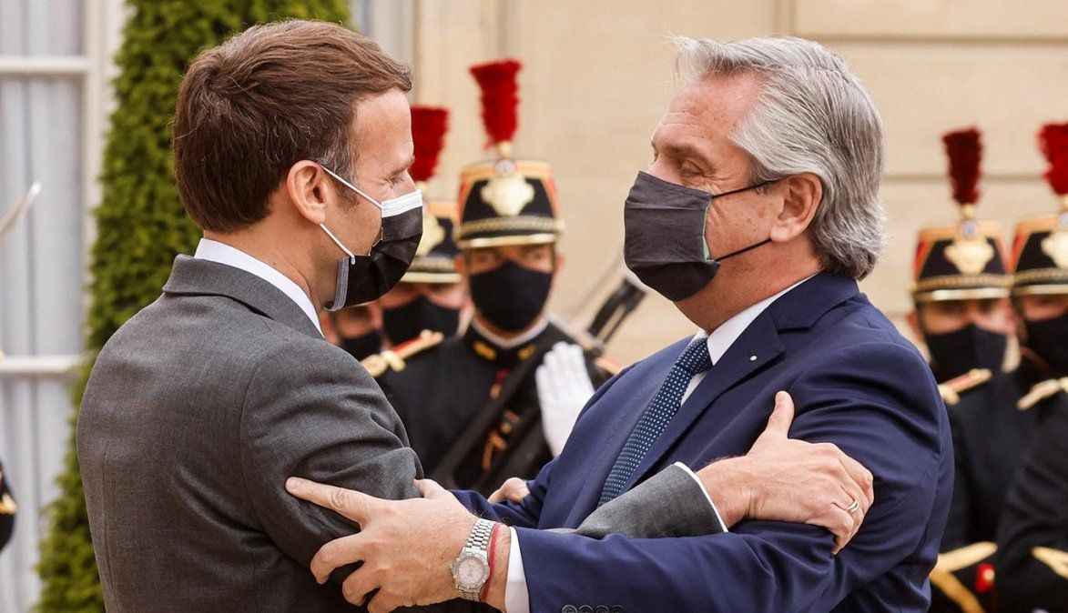 El presidente Alberto Fernández arribó al Palacio del Elíseo
