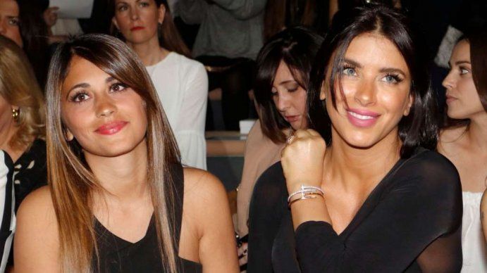 Anto Roccuzzo y Daniella Semaan posaron en bikini en sus vacaciones de solteras