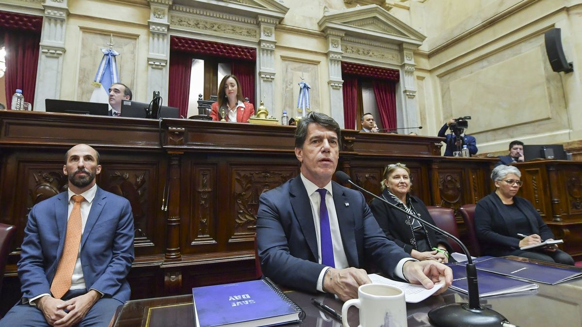 Por qué se fue el jefe de gabinete