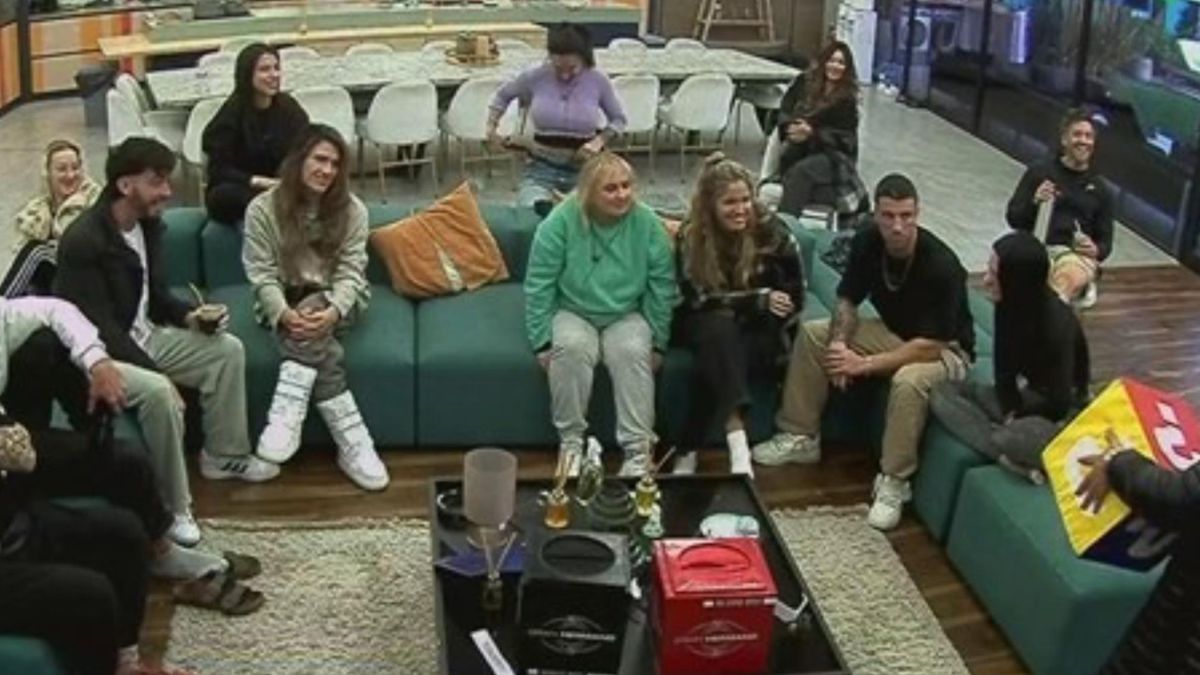 Se formó una nueva y controvertida pareja en Gran Hermano que podría dar un giro inesperado en el juego