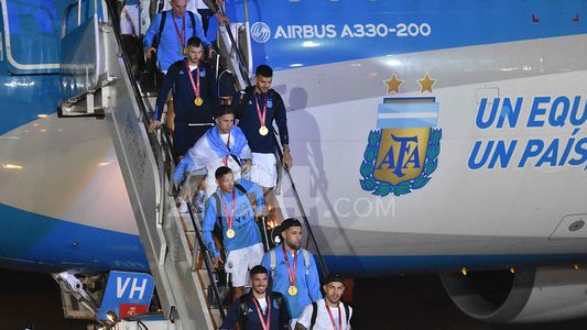 Las mejores fotos de la llegada de Lionel Messi y la Selección Argentina al país