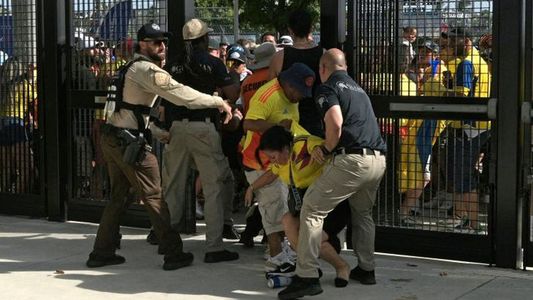 Graves incidentes en el ingreso del público a la final de la Copa América 2024