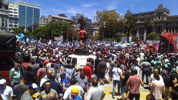 La CGT y piqueteros se manifestaron en Tribunales ante un gran operativo de seguridad