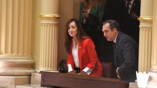 Con la presencia de Victoria Villarruel, juraron los 24 senadores nuevos