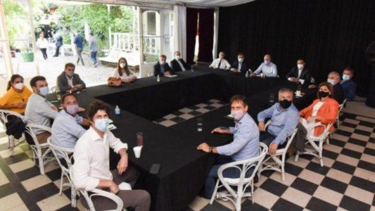 Dirigentes de Juntos por el Cambio tildan a Alberto Fernández de barrabrava y de no aceptar la crítica