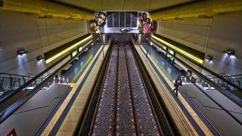 Paros y apertura de molinetes: cómo funcionará el subte esta semana