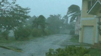 Huracán Dorian: cuerpos flotando y destrozos catastróficos a su paso por las Bahamas