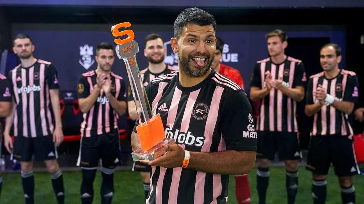 La semana pasada, el Kun Agüero recibió el premio al mejor jugador del partido (Foto: Kings League).