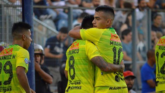 Defensa y Justicia le ganó 1 a 0 a Gimnasia en La Plata, quedó como único líder y le mete presión a Racing