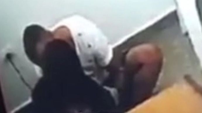 La polémica decisión que tomó la Justicia con la jueza filmada besando a un preso condenado a perpetua