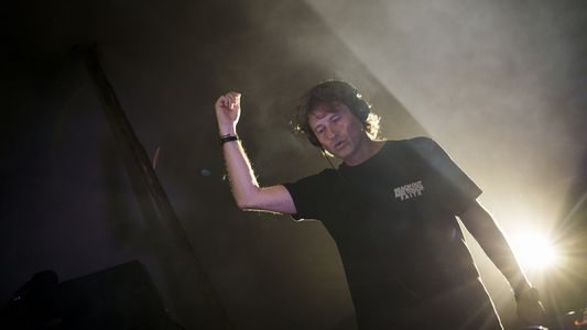 Ante más de 12 mil personas, Hernán Cattaneo hizo vibrar Mendoza