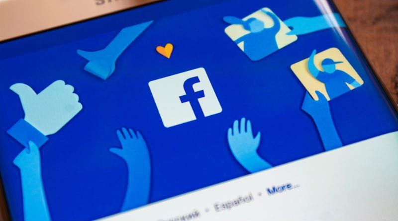 ¿Cómo cambiar el nombre de una página de Facebook?