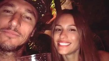 Pampita y Pico Mónaco, enamorados en la noche marplatense