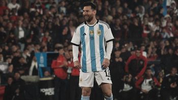 El emotivo posteo de Lionel Messi por las despedidas de Riquelme y Maxi Rodríguez