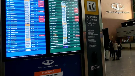 Aeroparque: 37 vuelos demorados en el inicio del éxodo por las vacaciones