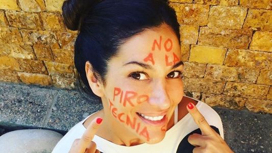 Silvina Escudero, en topless contra la pirotecnia