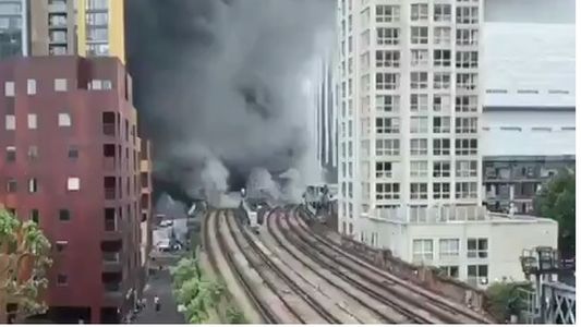 Una explosión en la línea de subterráneos bakerloo causa alerta en Londres