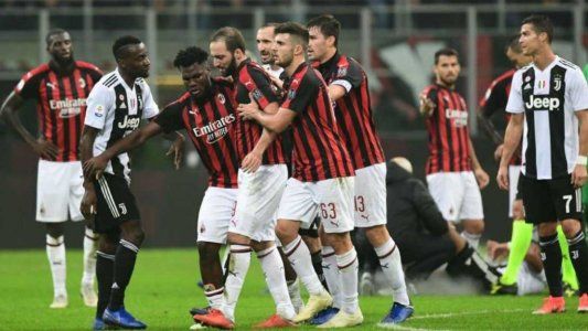 El día de furia de Higuaín: erró un penal, lo expulsaron por insultar al árbitro y Milan perdió ante Juventus